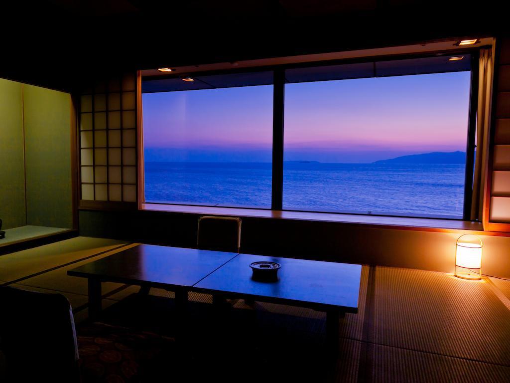 Wakayama Kada Onsen Kada Kaigetsu  Hotel Bilik gambar