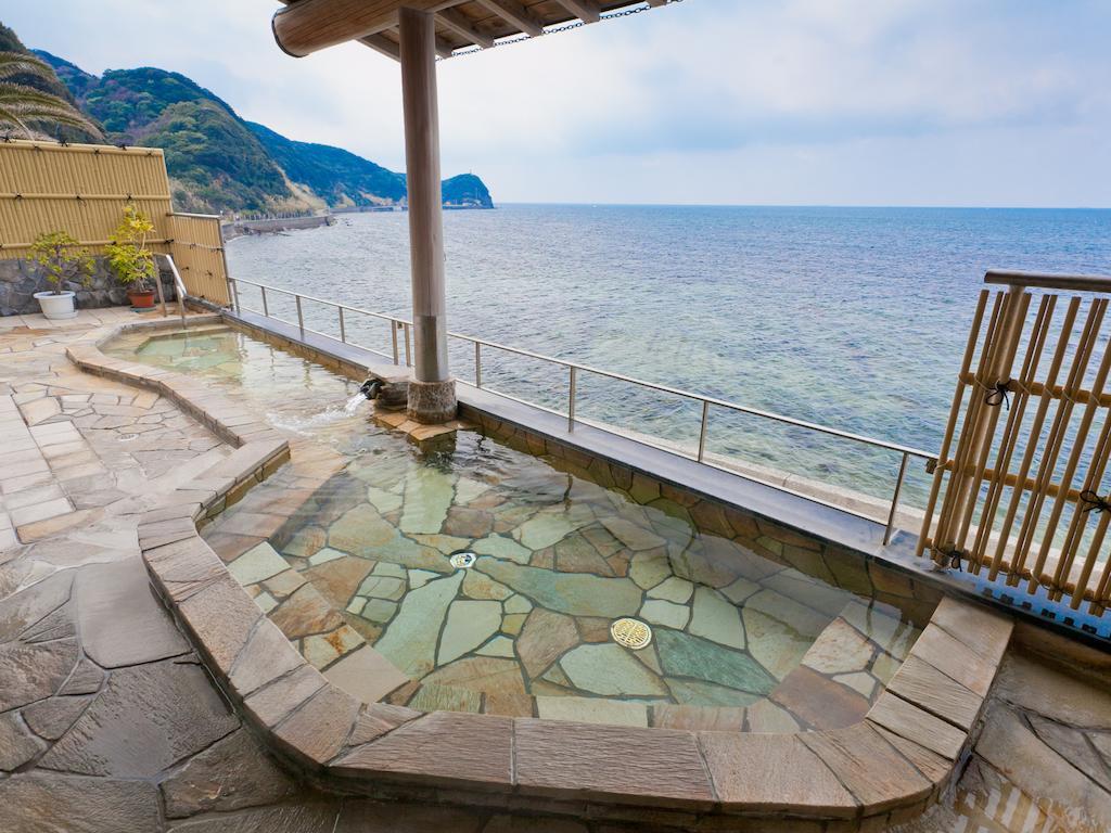 Wakayama Kada Onsen Kada Kaigetsu  Hotel Bilik gambar